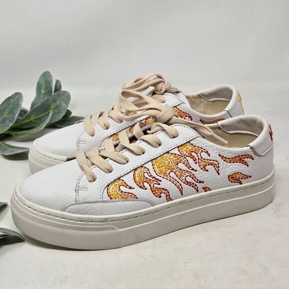 SOLUDOS Ibiza Embroidered Flame Hot Stuff Sneakers Size 7.5 - Picture 3 of 10